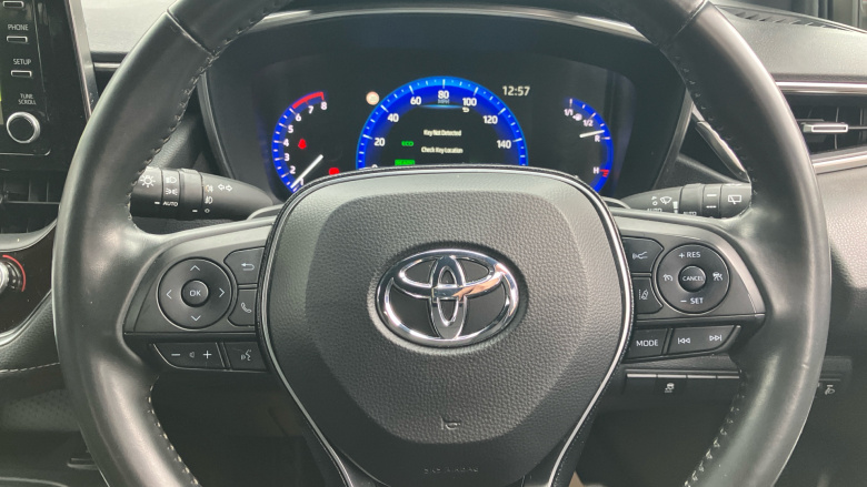 Toyota Corolla 2.0 VVT-i Hybrid Design 5dr CVT Hybrid Hatchback